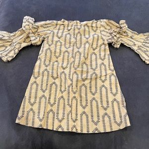 Kate Quinn ruffle sleeve dress-12-18m